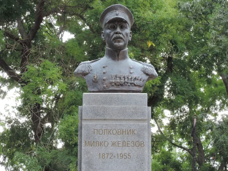 Monument to Colonel Milko Zhelezov