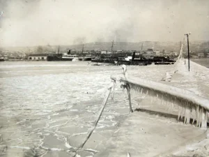 Harbour frozen