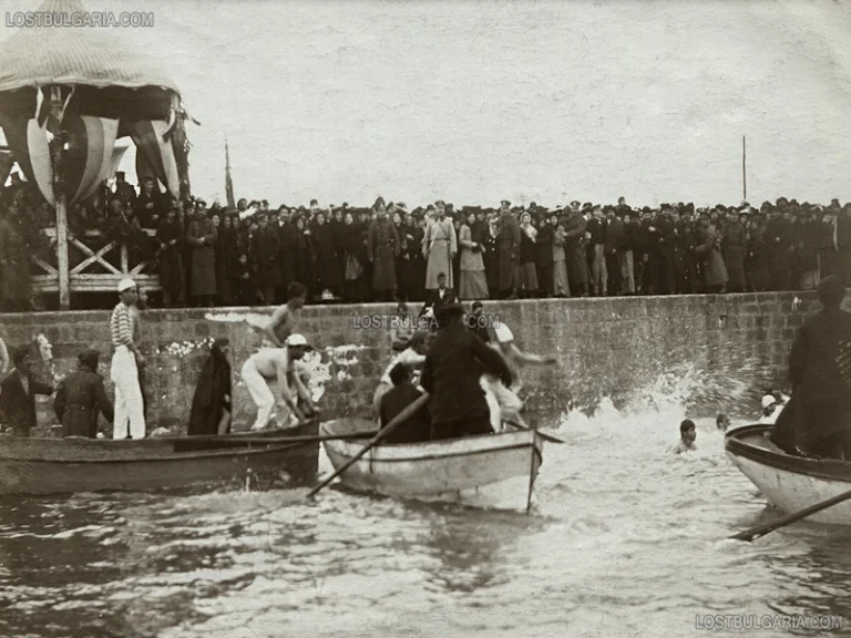 Cross throwing 1903
